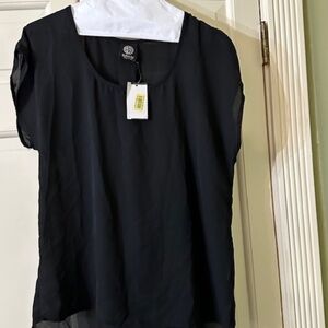 Babeau Black Sheer Short Sleeved Blouse, Size M, Tags Still Attached!!!